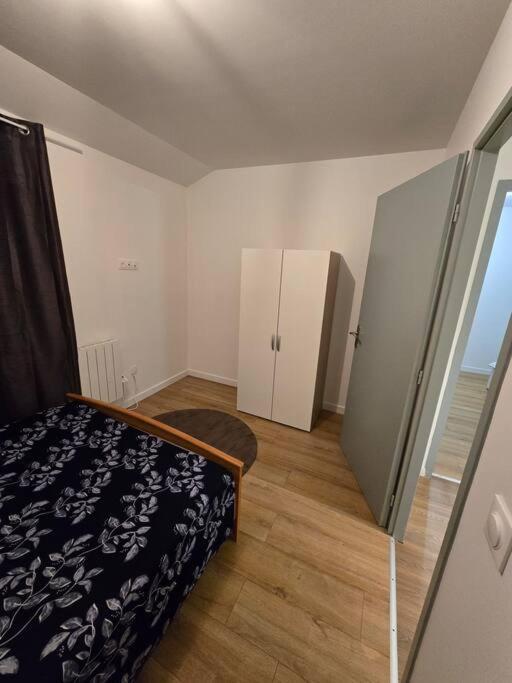 Maison De Vacances Proche Blaye Mazion Екстериор снимка